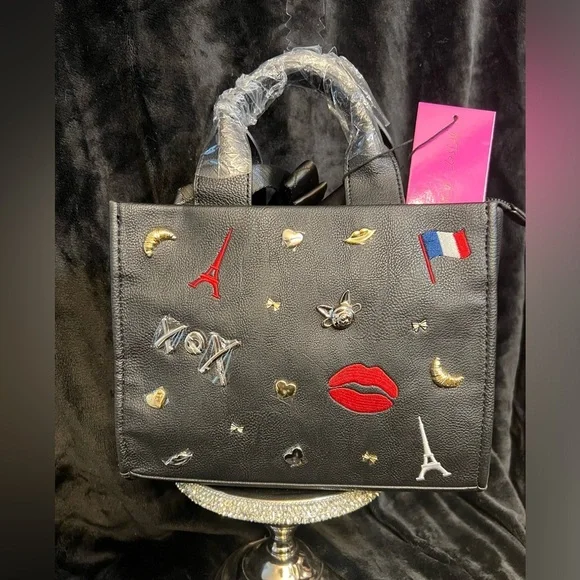 ❤️👄NWT-Betsey Johnson Nora Embossed Paris Charm Mini Tote👄❤️ - Picture 11 of 16